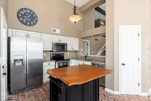 20818 N 21st Dr, Phoenix, AZ 85027 - Photo 23