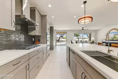 15766 W Grand Point Lane, Surprise, AZ 85374 - Photo 7