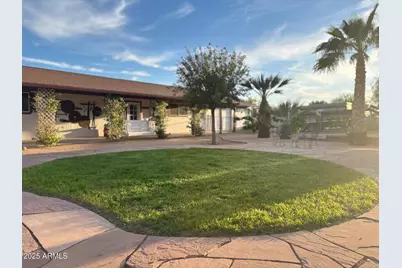 23335 W Staghorn Lane, Congress, AZ 85332 - Photo 7