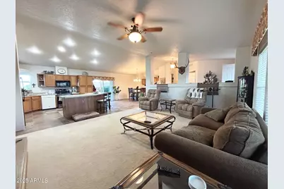 23335 W Staghorn Lane, Congress, AZ 85332 - Photo 25