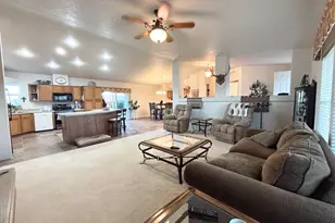 23335 W Staghorn Ln, Congress, AZ 85332 - Photo 25