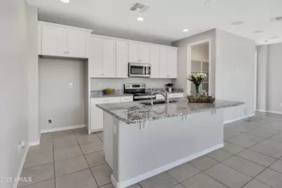 8944 N 180th Drive, Waddell, AZ 85355 - Photo 7