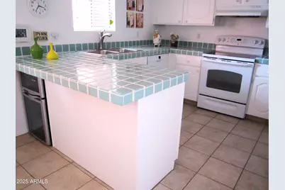 4303 E Cactus Road #413, Phoenix, AZ 85032 - Photo 11