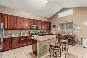 12376 W Hazelwood St, Avondale, AZ 85392 - Photo 5