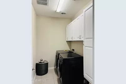 11562 W Levi Drive, Avondale, AZ 85323 - Photo 9