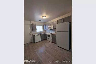 9978 W Century Drive #B, Arizona City, AZ 85123 - Photo 3