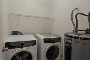 9978 W Century Dr, Arizona City, AZ 85123 - Photo 11