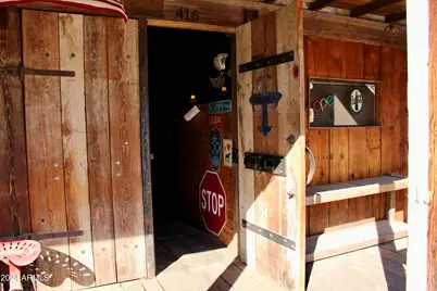 416 W Sullivan Street, Miami, AZ 85539 - Photo 9