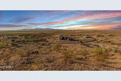 17725 W Estes Way, Goodyear, AZ 85338 - Photo 13