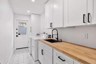 8707 E Clarendon Ave, Scottsdale, AZ 85251 - Photo 23