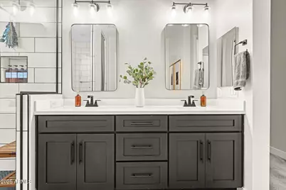 141 S 156th Drive, Goodyear, AZ 85338 - Photo 19