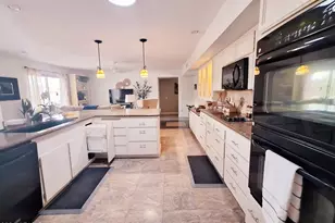 9514 W Spanish Moss Ln, Sun City, AZ 85373 - Photo 25