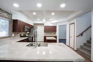 7326 W Pershing Ave, Peoria, AZ 85381 - Photo 9