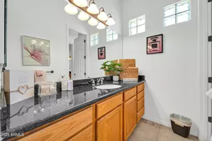 3335 W Carriage Dr, Phoenix, AZ 85086 - Photo 35