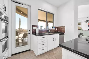 3335 W Carriage Dr, Phoenix, AZ 85086 - Photo 15