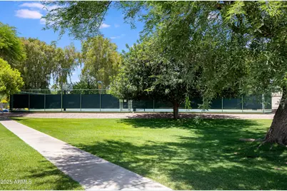 2425 E Oregon Avenue, Phoenix, AZ 85016 - Photo 27