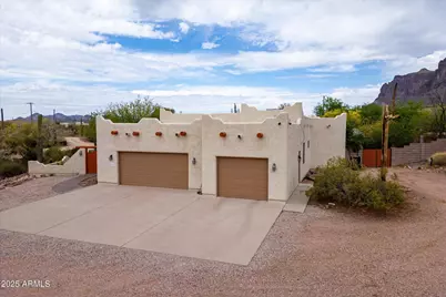 5772 E 1st Avenue, Apache Junction, AZ 85119 - Photo 17