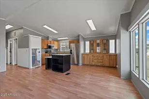 2121 N Center St, Mesa, AZ 85201 - Photo 1