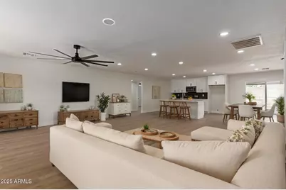 6607 S Mitchell Drive, Tempe, AZ 85283 - Photo 1