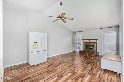 18225 N 45th Avenue, Glendale, AZ 85308 - Photo 9