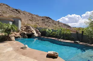 13811 S Canyon Dr, Phoenix, AZ 85048 - Photo 5