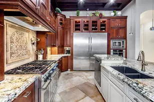 13811 S Canyon Dr, Phoenix, AZ 85048 - Photo 35