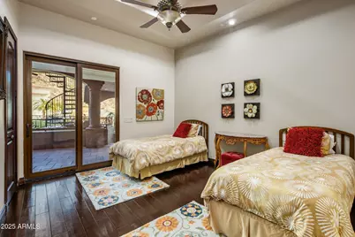 13811 S Canyon Drive, Phoenix, AZ 85048 - Photo 17