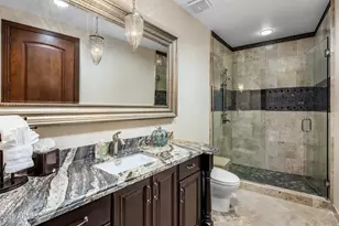 13811 S Canyon Dr, Phoenix, AZ 85048 - Photo 9