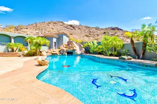 13811 S Canyon Dr, Phoenix, AZ 85048 - Photo 1