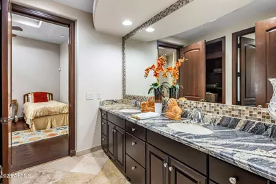 13811 S Canyon Drive, Phoenix, AZ 85048 - Photo 19