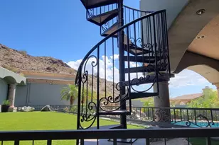 13811 S Canyon Dr, Phoenix, AZ 85048 - Photo 49