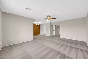 10739 W Saratoga Cir, Sun City, AZ 85351 - Photo 13