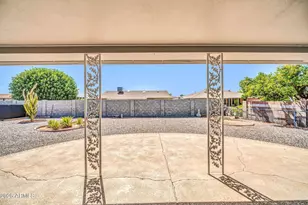 10739 W Saratoga Cir, Sun City, AZ 85351 - Photo 43