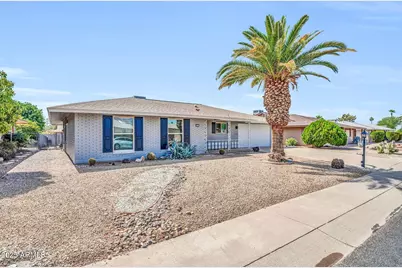 10739 W Saratoga Circle, Sun City, AZ 85351 - Photo 3