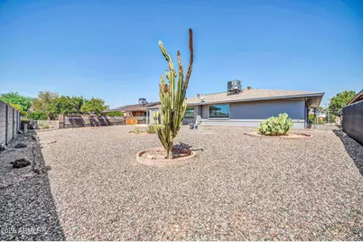 10739 W Saratoga Circle, Sun City, AZ 85351 - Photo 47