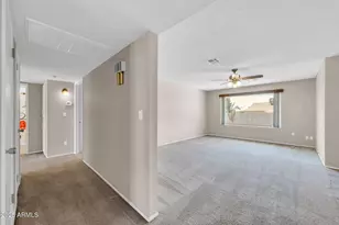 10739 W Saratoga Cir, Sun City, AZ 85351 - Photo 11