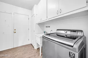 10739 W Saratoga Cir, Sun City, AZ 85351 - Photo 27