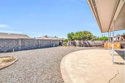 10739 W Saratoga Circle, Sun City, AZ 85351 - Photo 51