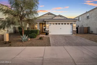 537 E Balao Drive, Phoenix, AZ 85085 - Photo 1