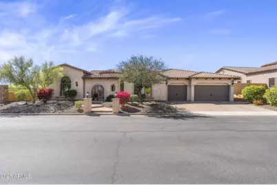 2304 N Steele Circle, Mesa, AZ 85207 - Photo 3