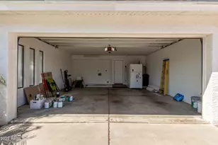 506 W Sandra Ter, Phoenix, AZ 85023 - Photo 27