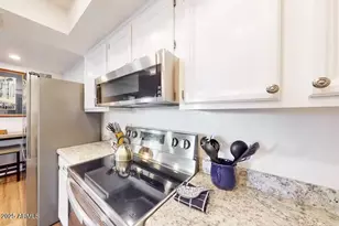 3002 N 70th St, Scottsdale, AZ 85251 - Photo 9