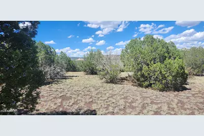 467 W Edgewood Drive, Ash Fork, AZ 86320 - Photo 7