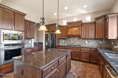 13648 W Jesse Red Drive, Peoria, AZ 85383 - Photo 13