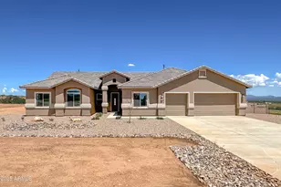 6976 E Vaquero Circle, Hereford, AZ 85615 - Photo 1