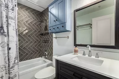 706 E Washington Street #207, Phoenix, AZ 85034 - Photo 17