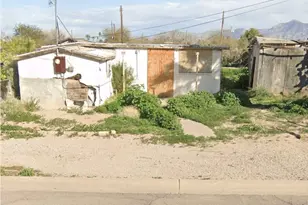 405 N Washington St, Eloy, AZ 85131 - Photo 1