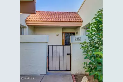 2433 W Eugie Avenue, Phoenix, AZ 85029 - Photo 1