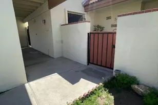 2433 W Eugie Ave, Phoenix, AZ 85029 - Photo 11