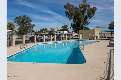 2433 W Eugie Avenue, Phoenix, AZ 85029 - Photo 5